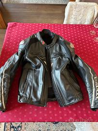 Giacca in pelle Dainese 50 da moto con protezioni