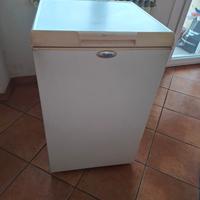 Congelatore a pozzetto whirlpool usato