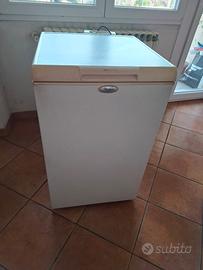 Congelatore a pozzetto whirlpool usato