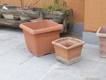 GIARDINAGGIO 6 VASI IN PLASTICA