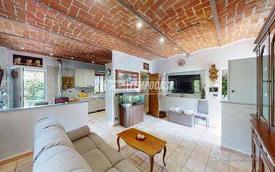 SOL. INDIPENDENTE RISTRUTTURATA - GIARDINO PRIVATO