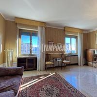 QUADRILOCALE PIANO ALTO LUMINOSO!