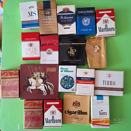 Pacchetti sigarette vuoti