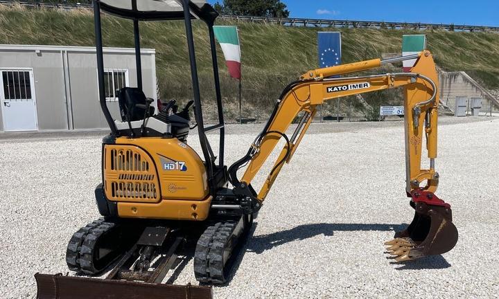 Miniescavatore KATO IMER HD 17