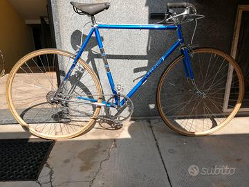 Bicletta d'epoca turismo