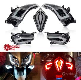 Luci LED Yamaha T Max 530 2012-2016 Fumè Omologate