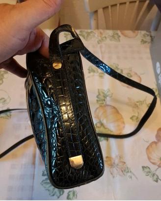 borsa a tracolla nera da donna effetto cocco 