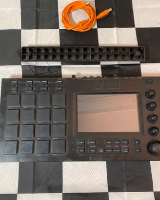Akai MPC Touch funzionante e accessori originali
