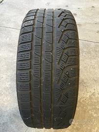 Gomme PIRELLI INVERNALI 215/50 R17