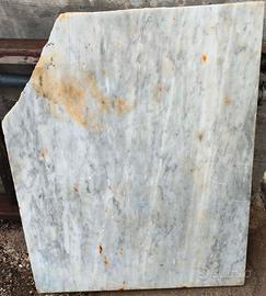 Lastra in marmo antico per rifilatura (angolo rott