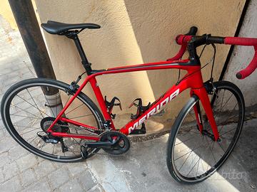 Bici da corsa Merida Scultura 6000 carbonio.