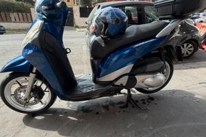 Honda Sh300I 2011- Motore rifatto, bauletto