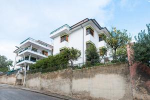 Via Bainsizza - Duplex con Giardino e p.auto