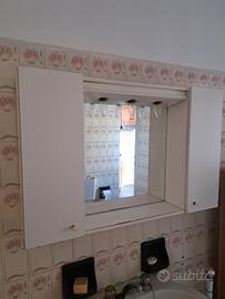 Pensile Specchiera da Bagno Bianco con Ante