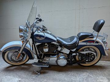 Harley Davidson softail Deluxe 
