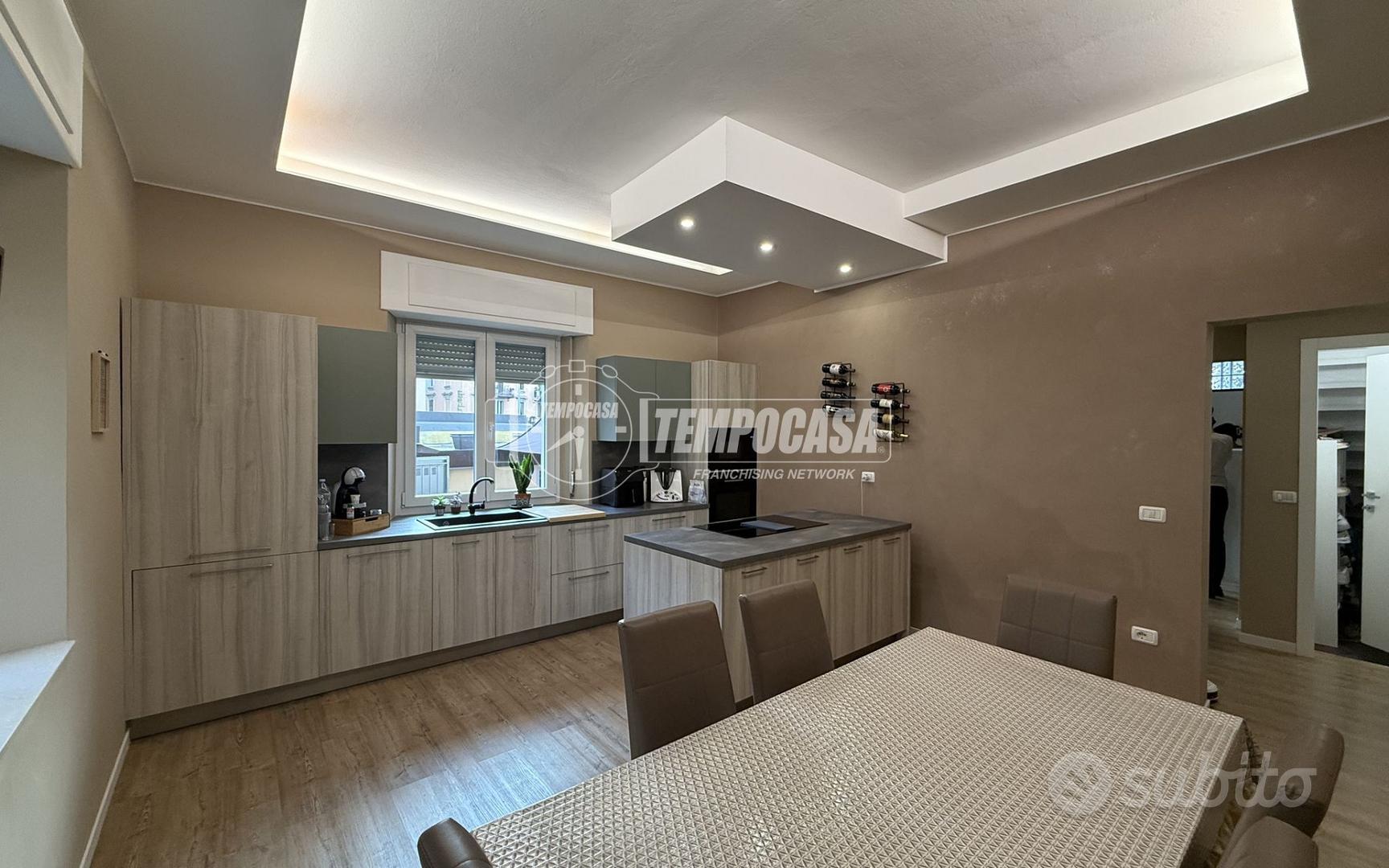 Porzione di casa a Como 4 locali