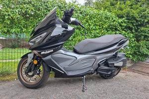 MALAGUTI MADISON 125cc MOT.A LIQUIDO