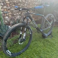 Canyon Exceed CF SLX 8