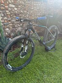 Canyon Exceed CF SLX 8