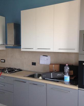 Splendida cucina  come nuova con elettr A+
