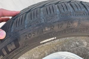 Pneumatico Michelin Alpin 6 205/45/r17