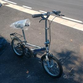 nuova mai usata Daewoo shuttle barca bicicletta 