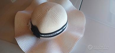 cappello chanel