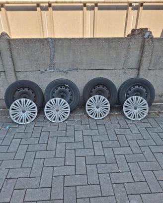 GOMME E COPRICERCHI VW ORIGINALI