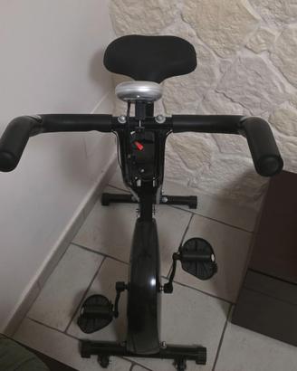 Cyclette pieghevole