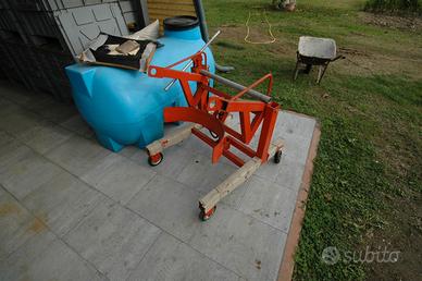 sollevatore  elevatore fusti