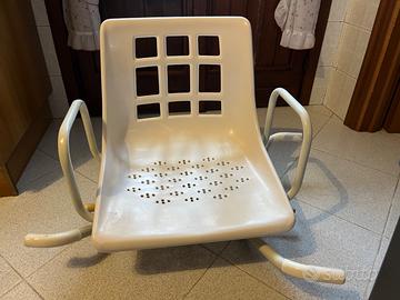 Sedia girevole per accesso vasca bagno
