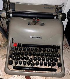 Macchina da scrivere Olivetti Lexikon 80