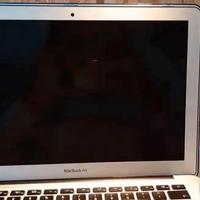 Apple Macbook Air 13”