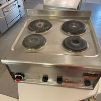 Piano cottura 4 fuochi - Cucina industriale