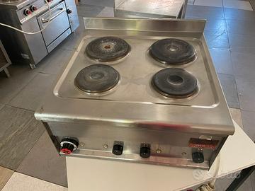 Piano cottura 4 fuochi - Cucina industriale