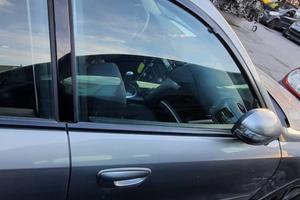 SUBARU LEGACY STATION WAGON 2015 - PORTA ANTERIORE