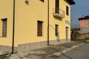 Casa indipendente di 344 m² con più di 5 locali a 