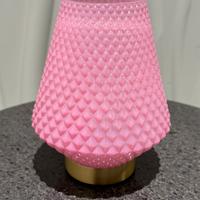 Lampada da tavolo rosa cipria