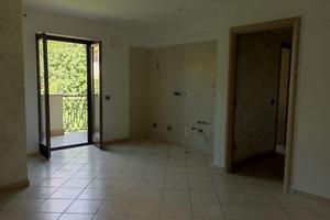 Appartamento 76 mq luminoso In parco chiuso