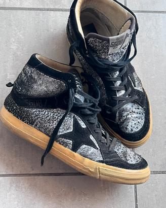 Golden goose