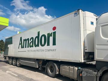 Semirimorchio frigo FRC