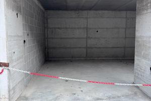 Garage- Box via Alba Cortemilia 35