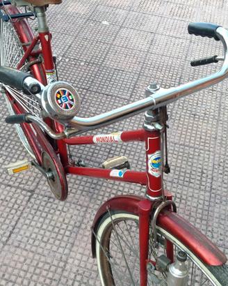 Bici da città con freni a bacchetta