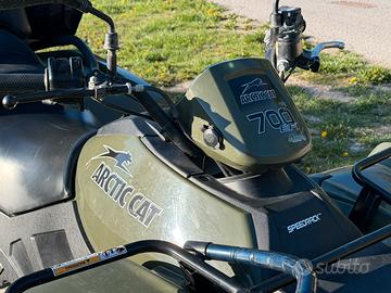 Quad Artic Cat 700