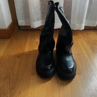 Stivali in finta pelle