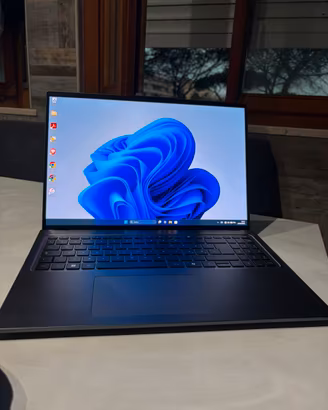 Acer swift go 16 OLED Ultra 7 512 GB 16 GB Ram
