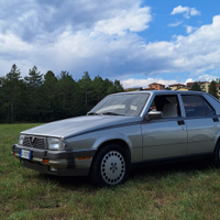 Alfa Romeo 75 Milano 2.5 V6