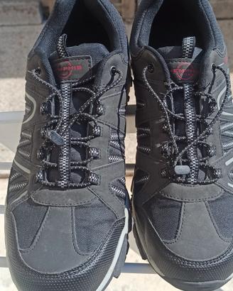 scarpe trekking 20€ al paio