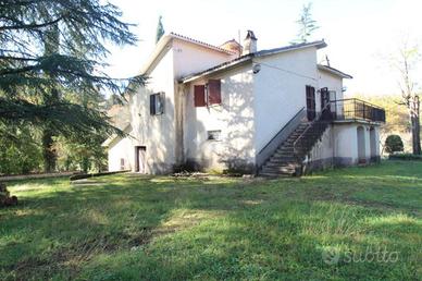 RUSTICO A POGGIO MOIANO