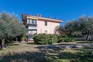 4 LOCALI A GARDA